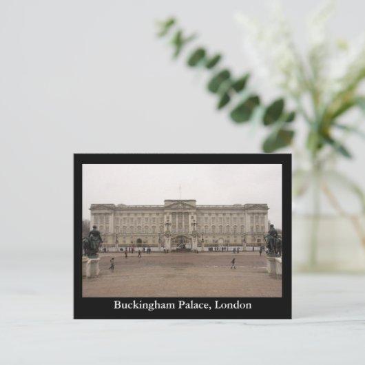 Carte Postale Palais de Buckingham, Londres (Debout devant)
