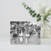 Carte Postale Pampelune Espagne Courir des taureaux (Debout devant)