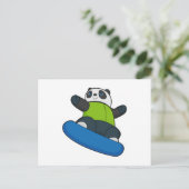 Carte Postale Panda en planchiste avec snowboard (Debout devant)