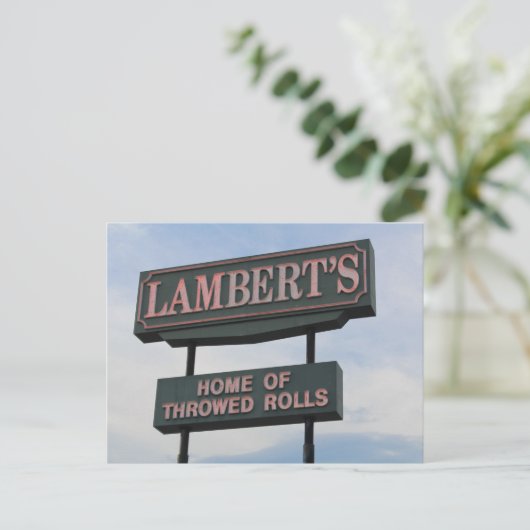 Carte Postale Panneau du restaurant (Debout devant)