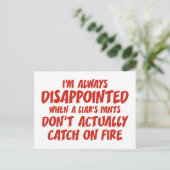 Carte Postale Pantalons menteurs en feu (Debout devant)