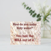 Carte Postale Papa : Comment fais-tu de l'eau sacrée ? (Debout devant)