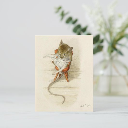 Carte Postale Papa Mouse Lecture Journal (Debout devant)