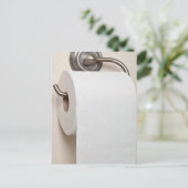Carte Postale Papier toilette (Debout devant)