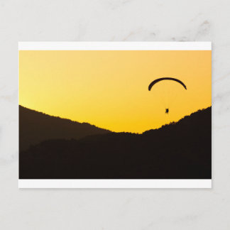 Carte Postale parapente au coucher du soleil