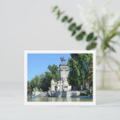Carte Postale Parc du Retiro, Madrid, Espagne (Debout devant)