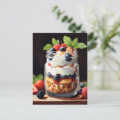 Carte Postale Parfait aux fruits rouges dans un pot en verre (Debout devant)