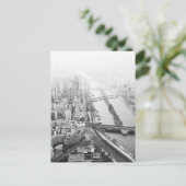 Carte Postale Paris (Debout devant)