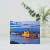 Carte Postale Parlement de Budapest (Debout devant)