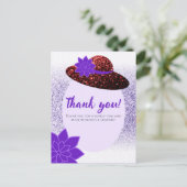 Carte Postale Parties scintillant rouge casquette lavande violet (Debout devant)