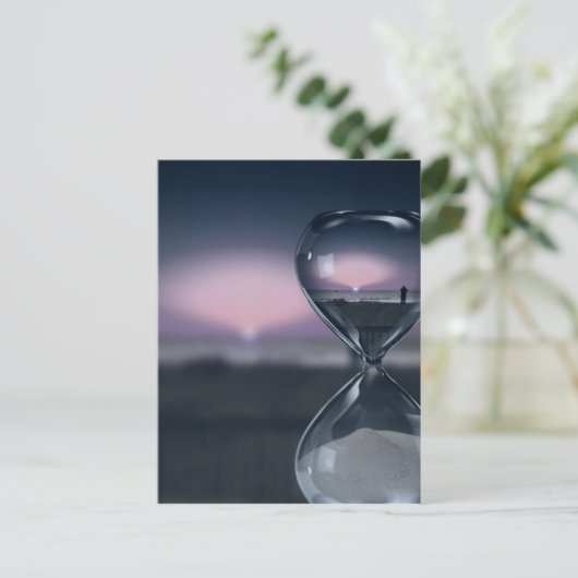 Carte Postale Passing of time (Debout devant)