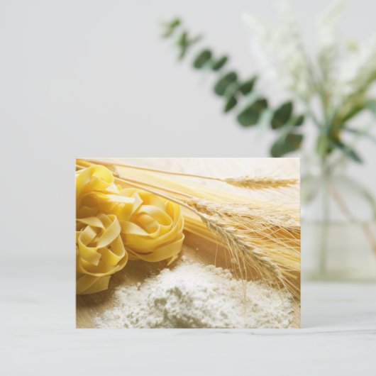 Carte Postale Pâtes (Debout devant)