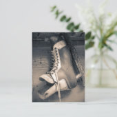 Carte Postale Patin vintage BW d'hockey (Debout devant)