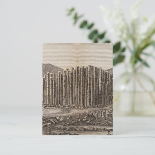 Carte Postale Pave des Geans en Irlande (Debout devant)