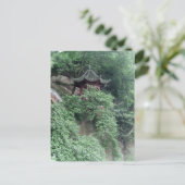 Carte Postale Pavillon bouddhiste du Shan (Debout devant)