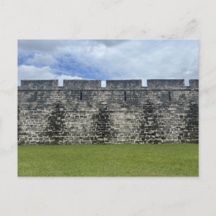 Carte Postale Paysage côtier de fort historique