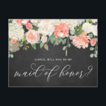 Carte Postale Peach Flowers Chalkboard Be My Maid of Honor<br><div class="desc">Serez-vous ma servante d'honneur ? Demandez à votre famille et à vos amis de faire partie de votre mariage avec cette carte de proposition de fête de mariage fleurie rustique. Il présente une guirlande florale aquarelle de tourbières de pêche et d'hydrangées d'ivoire sur un arrière - plan de tableau de...</div>