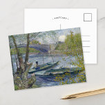 Carte Postale Pêche au printemps | Vincent van Gogh<br><div class="desc">Pêche au printemps, le Pont de Clichy (Asnières) (1887) | Oeuvre originale de l'artiste post-impressionniste néerlandais Vincent Van Gogh (1853-1890). Le tableau représente deux bateaux de pêche dans l'eau près d'un pont dans des tons doux de bleu et vert. Utilisez les outils de conception pour ajouter du texte personnalisé ou...</div>