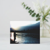 Carte Postale Pêcheur en soirée (Debout devant)