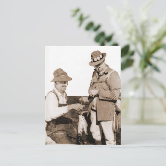 Carte Postale Pêcheurs vintages (Debout devant)