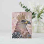 Carte Postale Peinture d'un faucon avec une couronne d'or (Debout devant)