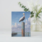 Carte Postale Pélican sur un poteau à quai patiné (Debout devant)