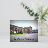 Carte Postale Pénitencier de Virginie occidentale (Debout devant)