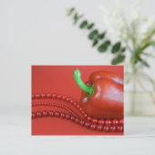 Carte Postale perles et paprika rouges (Debout devant)