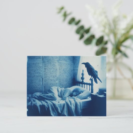 Carte Postale Personne qui dort et un corbeau (Debout devant)