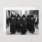 Carte Postale Personnes Bizarres et Flippantes avec Capuchon (Devant / Derrière)