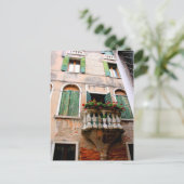 Carte Postale Perspective romantique de balcon (Debout devant)