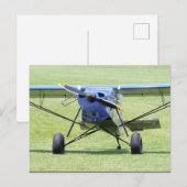 Carte Postale Petit Avion Garé Sur L'Herbe (Devant / Derrière)