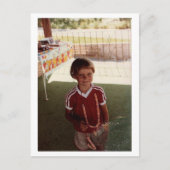 Carte Postale Petit enfant en rouge (Devant)