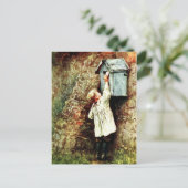 Carte Postale Petit garçon et lettre (Debout devant)