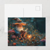 Carte Postale Petit gnome lisant un livre (Devant / Derrière)