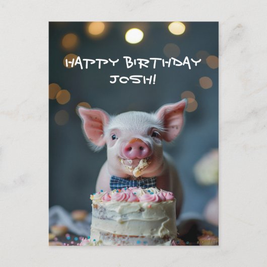 Carte Postale Petit porcelet grignotant un gâteau d'anniversaire (Devant)