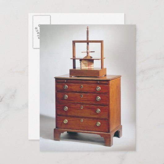 Carte Postale Petite commode en acajou par Sheraton (Devant / Derrière)