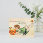 Carte Postale Petite fille avec citrouille sculpté et chat noir (Debout devant)