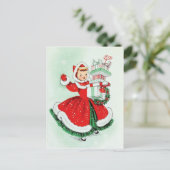 Carte Postale Petite fille en robe rouge avec cadeaux de Noël (Debout devant)