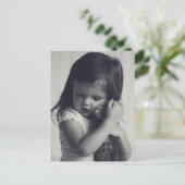 Carte Postale Petite fille et chaton (Debout devant)