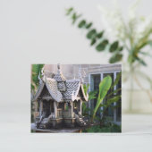 Carte Postale Petite maison (Debout devant)