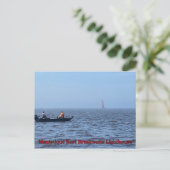 Carte Postale Phare de la jetée est de Manistique (Debout devant)