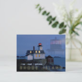 Carte Postale Phare de rose Island la nuit, Rhode Island (Debout devant)