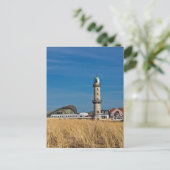 Carte Postale Phare de Warnemuende (Allemagne) (Debout devant)