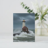 Carte postale phare tempête océan (Debout devant)