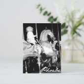 Carte Postale Phoebe (Debout devant)