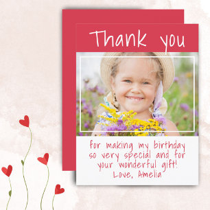 Carte Postale Photo de fille moderne rouge Anniversaire Merci