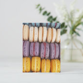 Carte postale photo de macaron coloré (Debout devant)