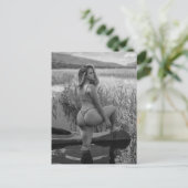 Carte postale photo de modèle en bikini (Debout devant)