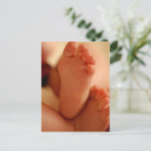 Carte Postale Photo de près des pieds bébés (Debout devant)